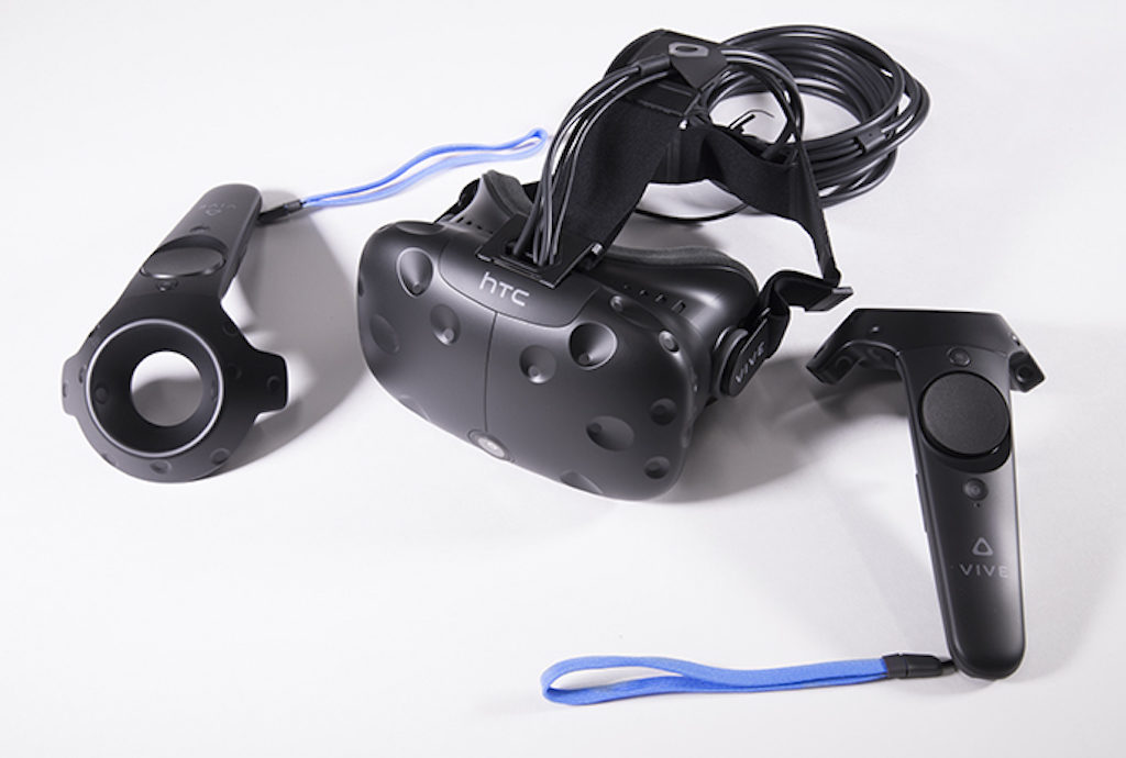 View of AR/VR headset and controllers